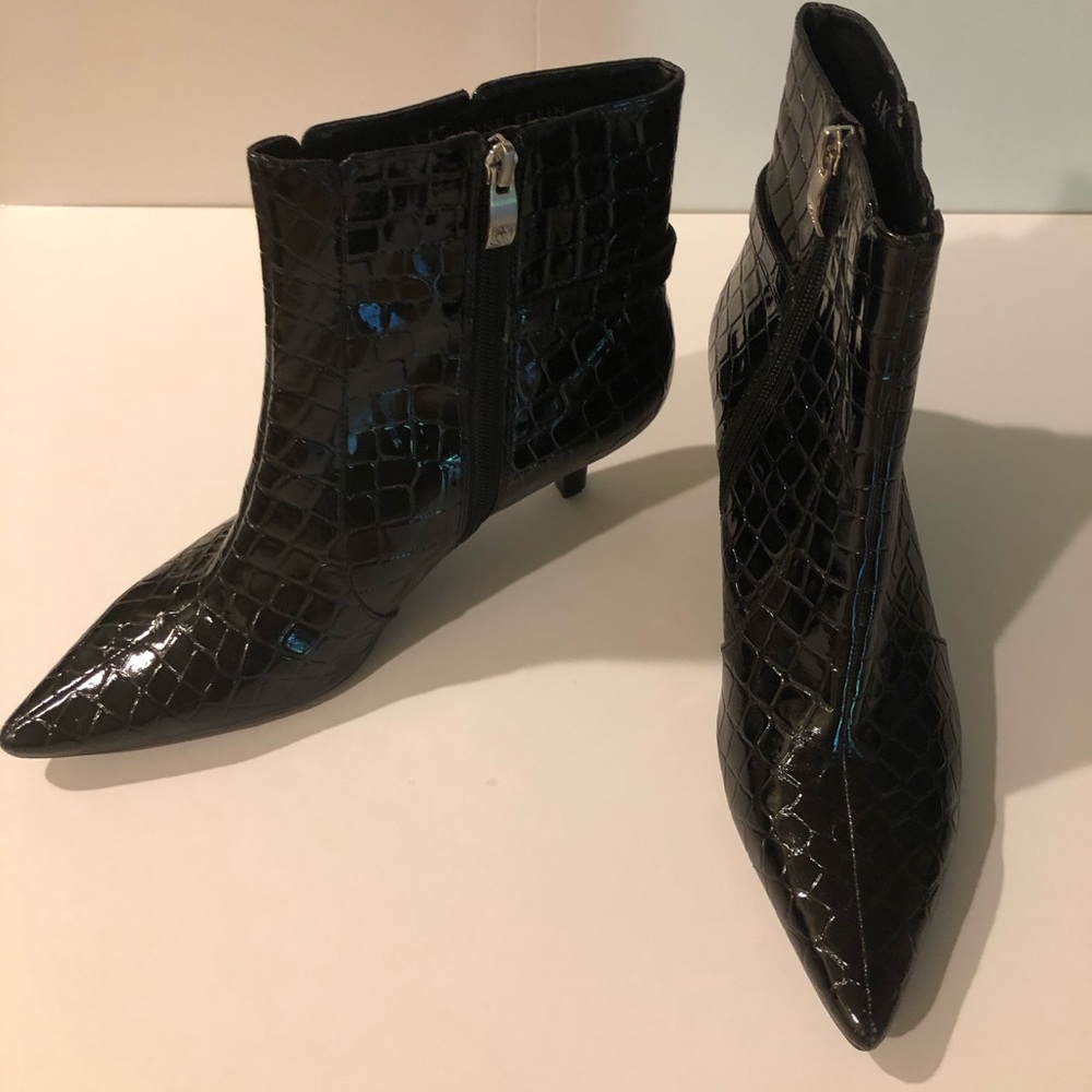 Anne Klein black snakeskin booties kitten heels
